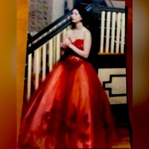 STUNNING RED Winter Formal ball gown